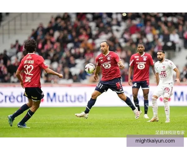 里尔整体实力持续提升，近期表现稳健备受关注