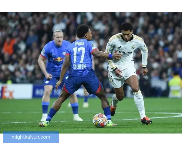 斯通斯表现稳健，成为球队防线核心，状态持续提升。