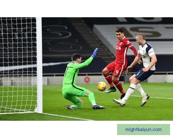 马赫雷斯射门方式值得关注，近期表现稳健，展现出良好状态。