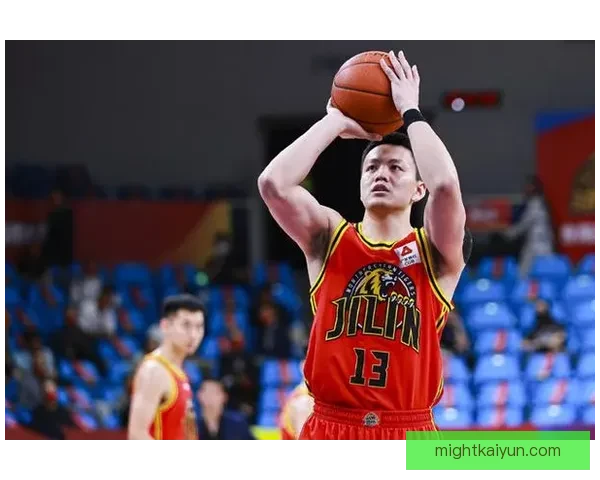 阿库尼亚本赛季为球队贡献稳定表现，攻防两端持续提升